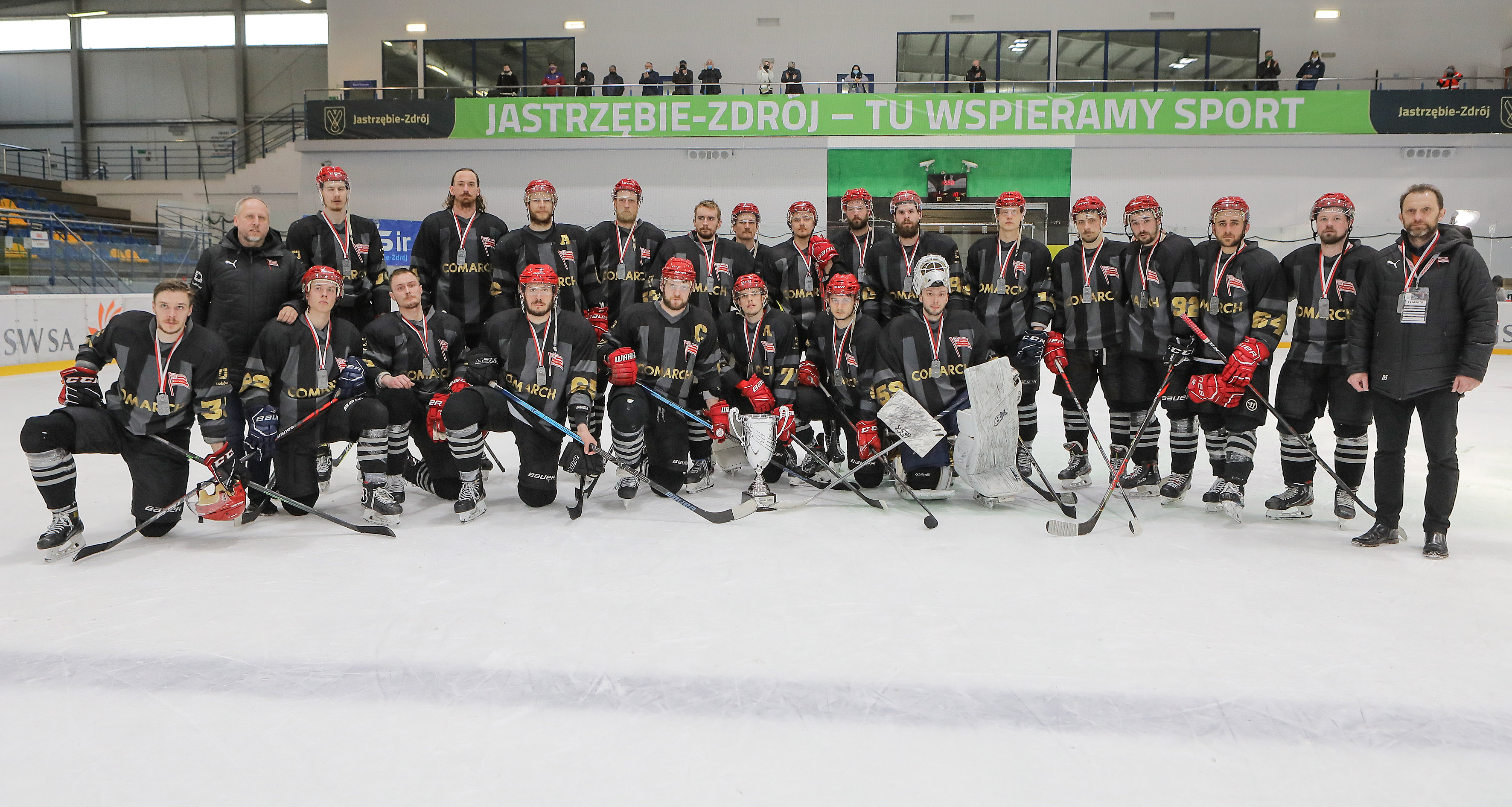 CRACOVIA FINISHES 2ND 