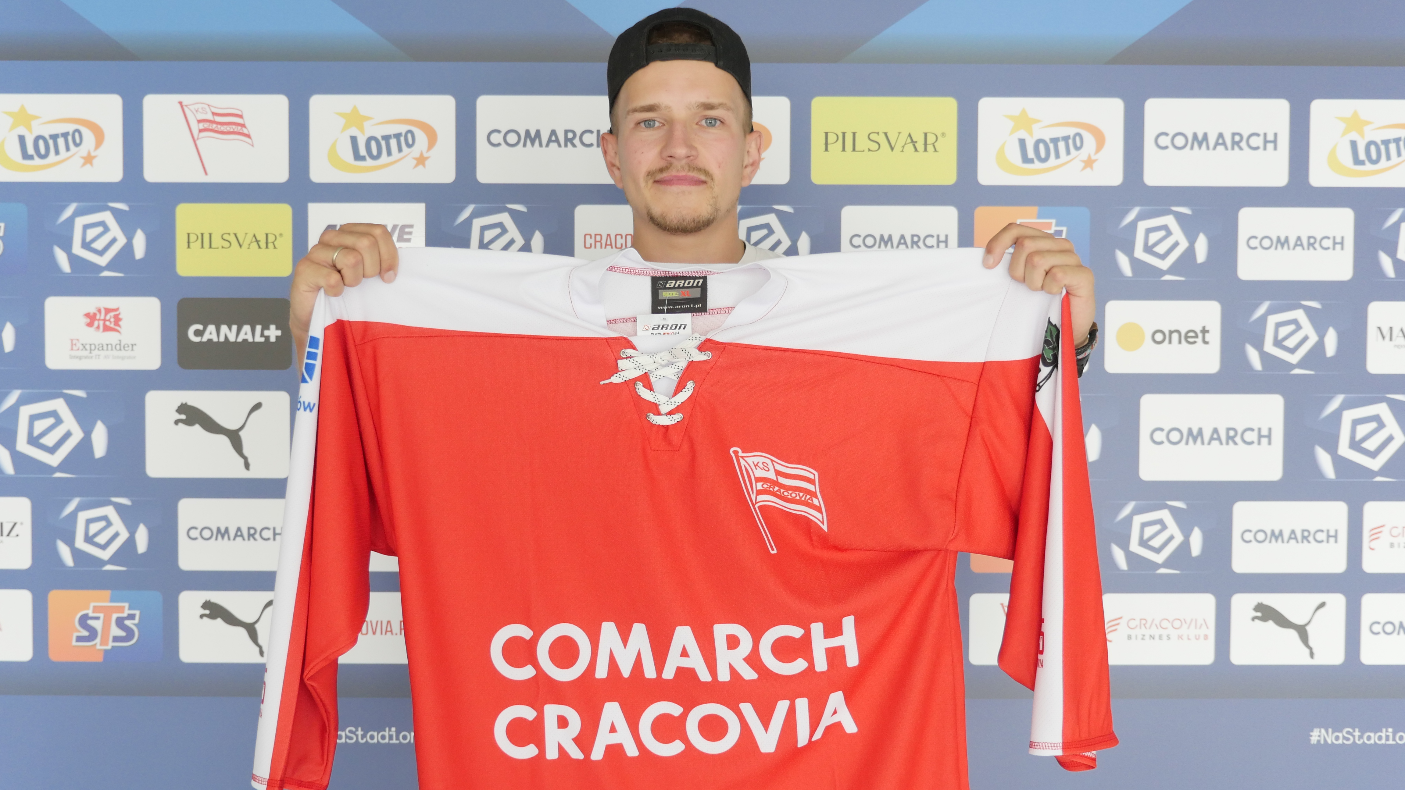 David Zabolotny bramkarzem Pasów!