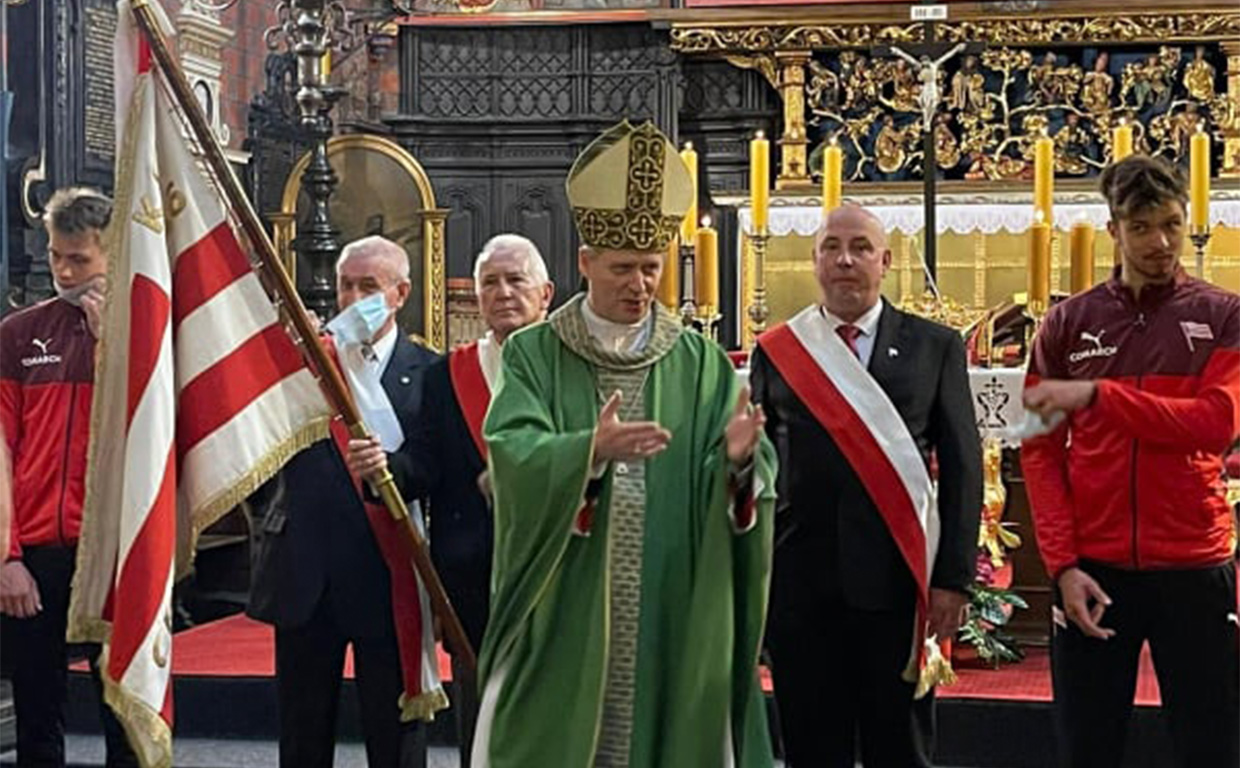 UROCZYSTA MSZA ŚW. NA 115-LECIE CRACOVII [FOTO]