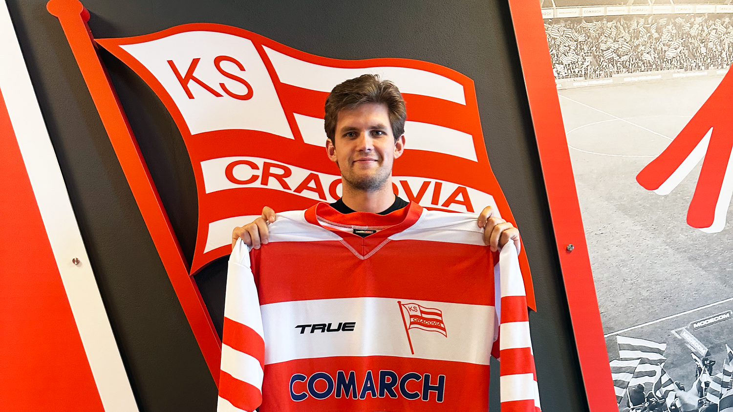 Lukáš Motloch dołącza do Pasów!
