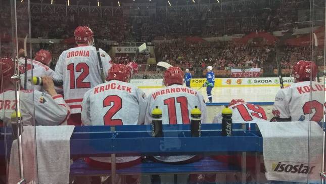 Pasy players help Poland romp home against Japan