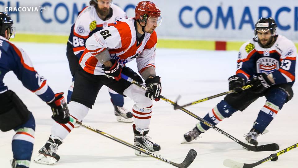 We’ll be back to Sanok. The score is tied after four legs