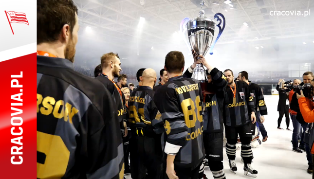 Behind-the-scenes look at Cracovias championship win and celebration 