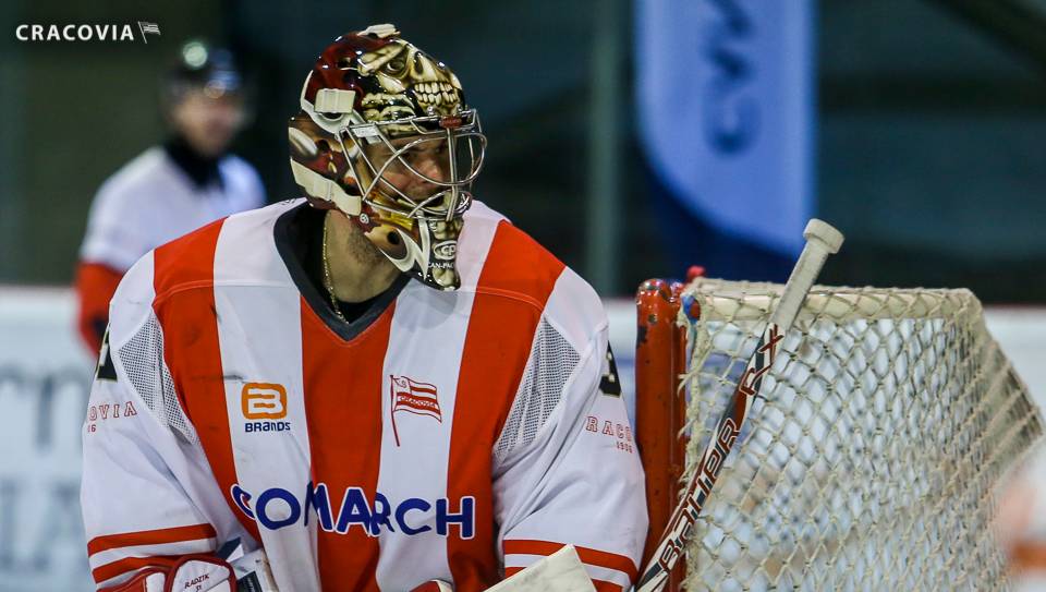 Cracovia pokonuje JKH GKS Jastrzębie po rzutach karnych 