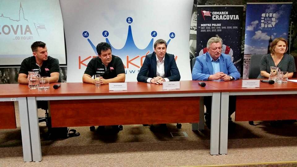 Konferencja w sprawie rozgrywek CHL w TAURON 