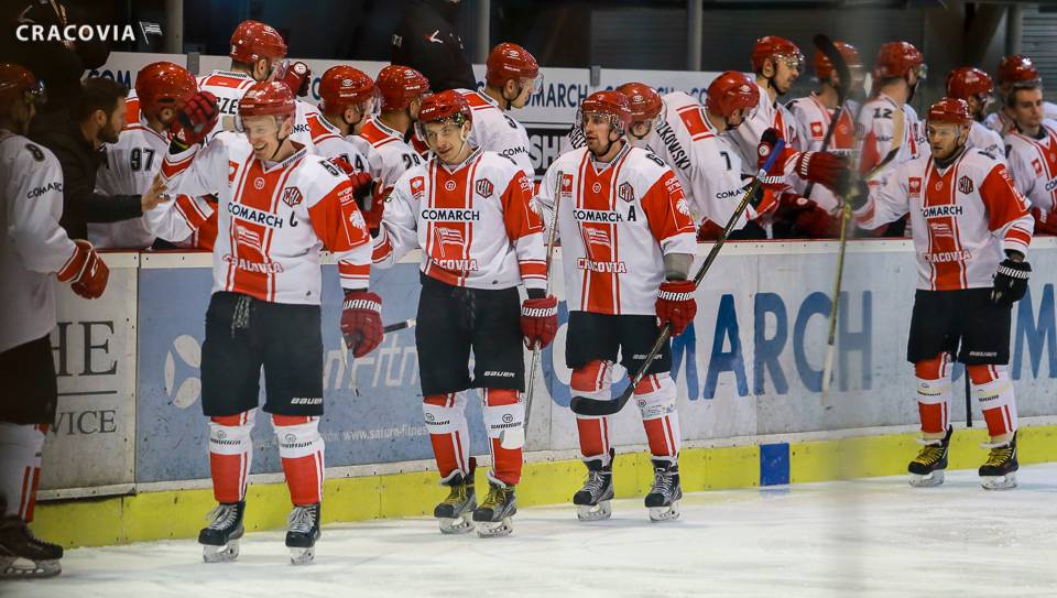 Kolejne zwycięstwo Comarch Cracovii #NaLodowisku [SKRÓT]