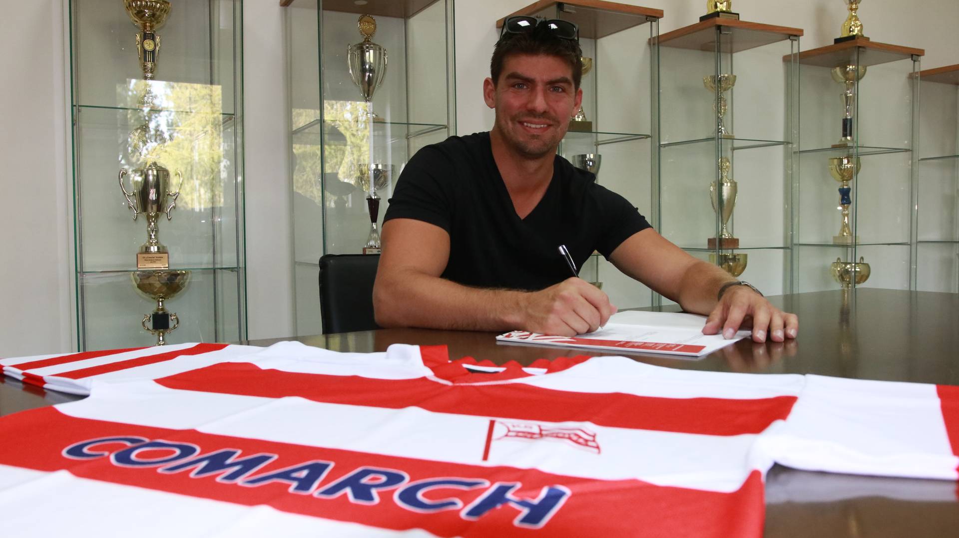 Jason Bacashihua wzmacnia Comarch Cracovię!