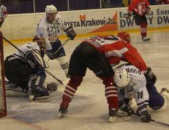 Comarch Cracovia – Dwory Unia 2:1