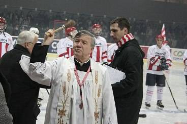 Uroczyste poświęcenie lodowiska!