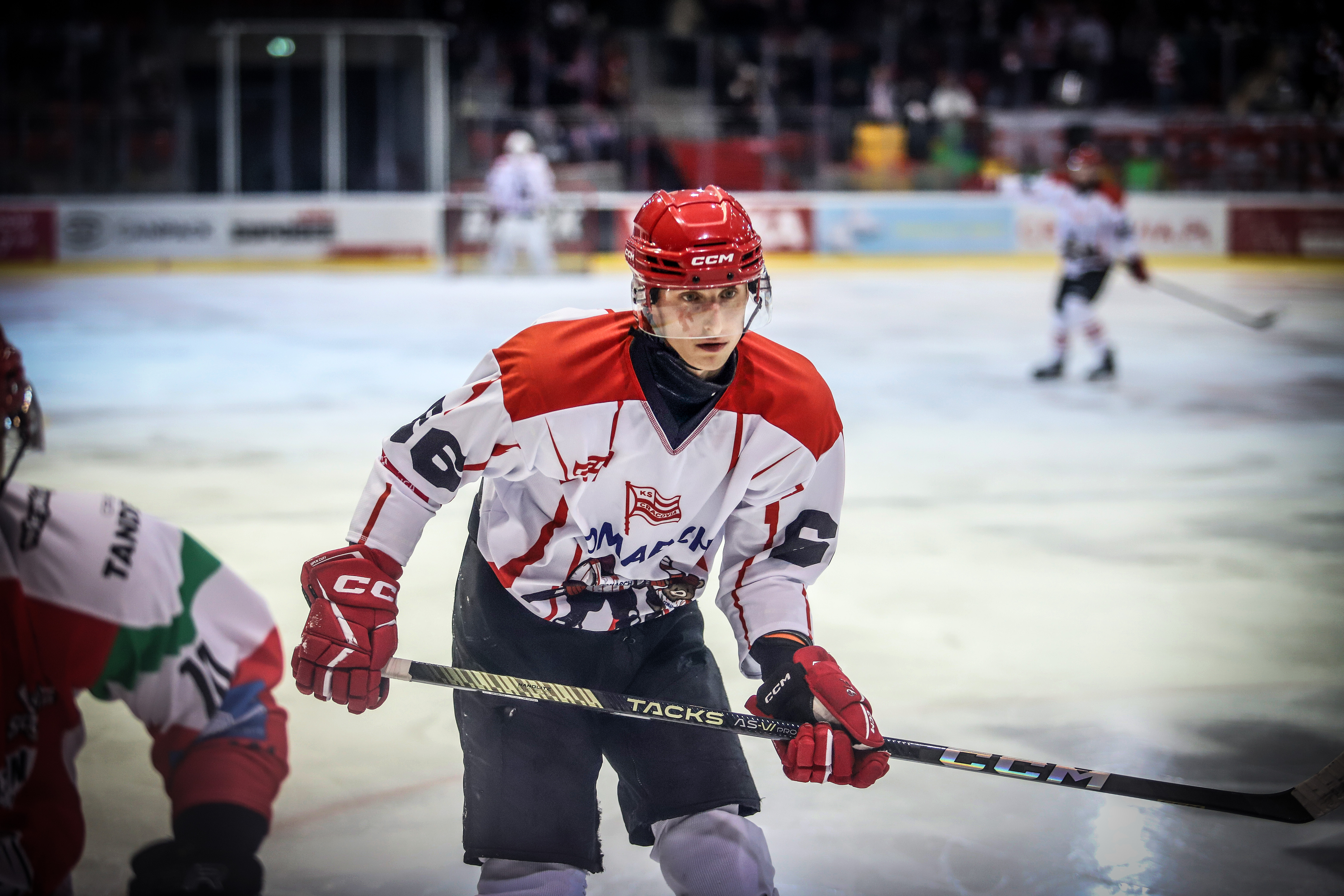 Jakub Ślusarek zostaje w drużynie COMARCH CRACOVA