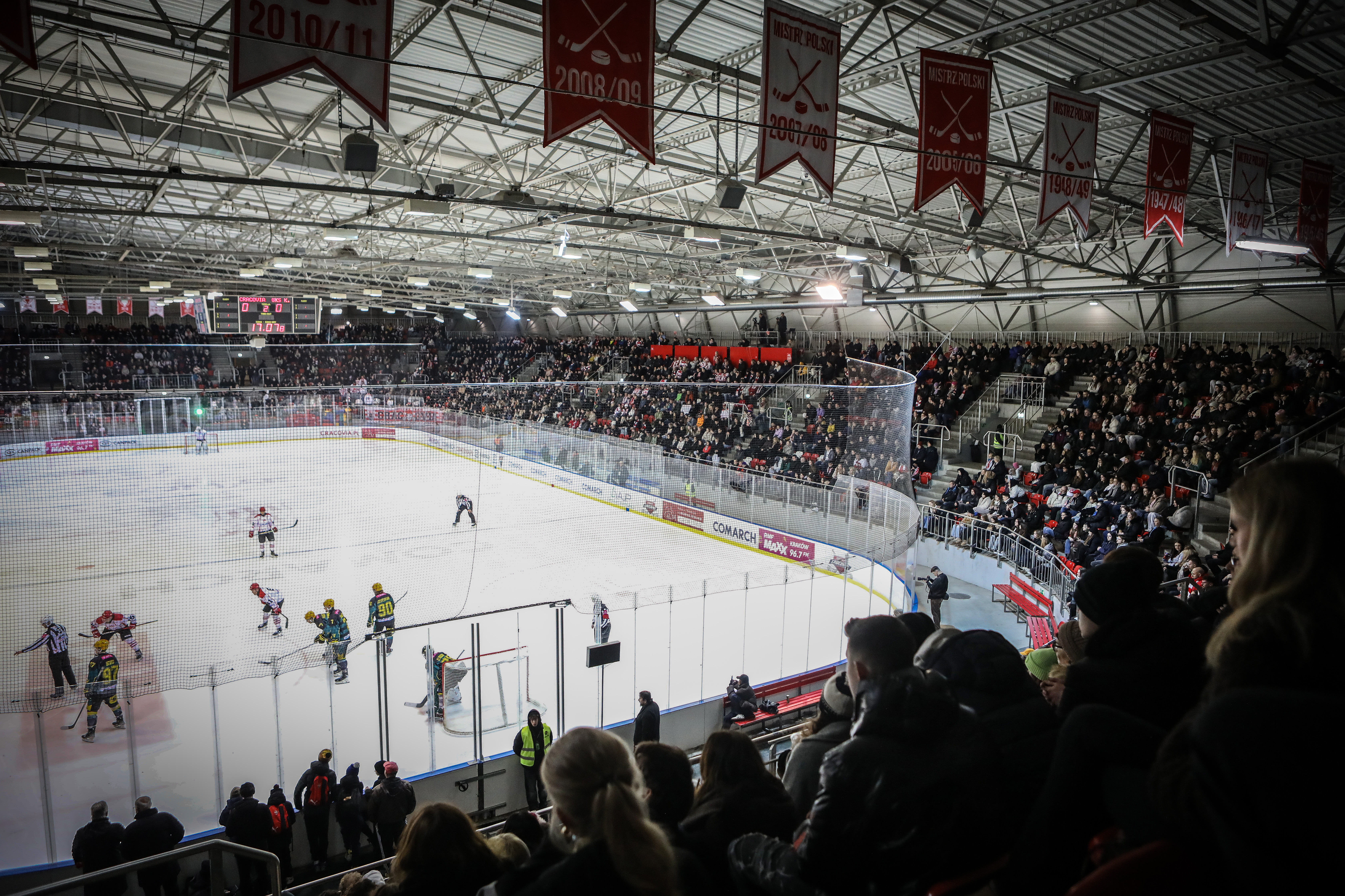 Nowe ceny bilet&oacute;w na fazę playoff: Comarch Cracovia vs GKS Katowice 