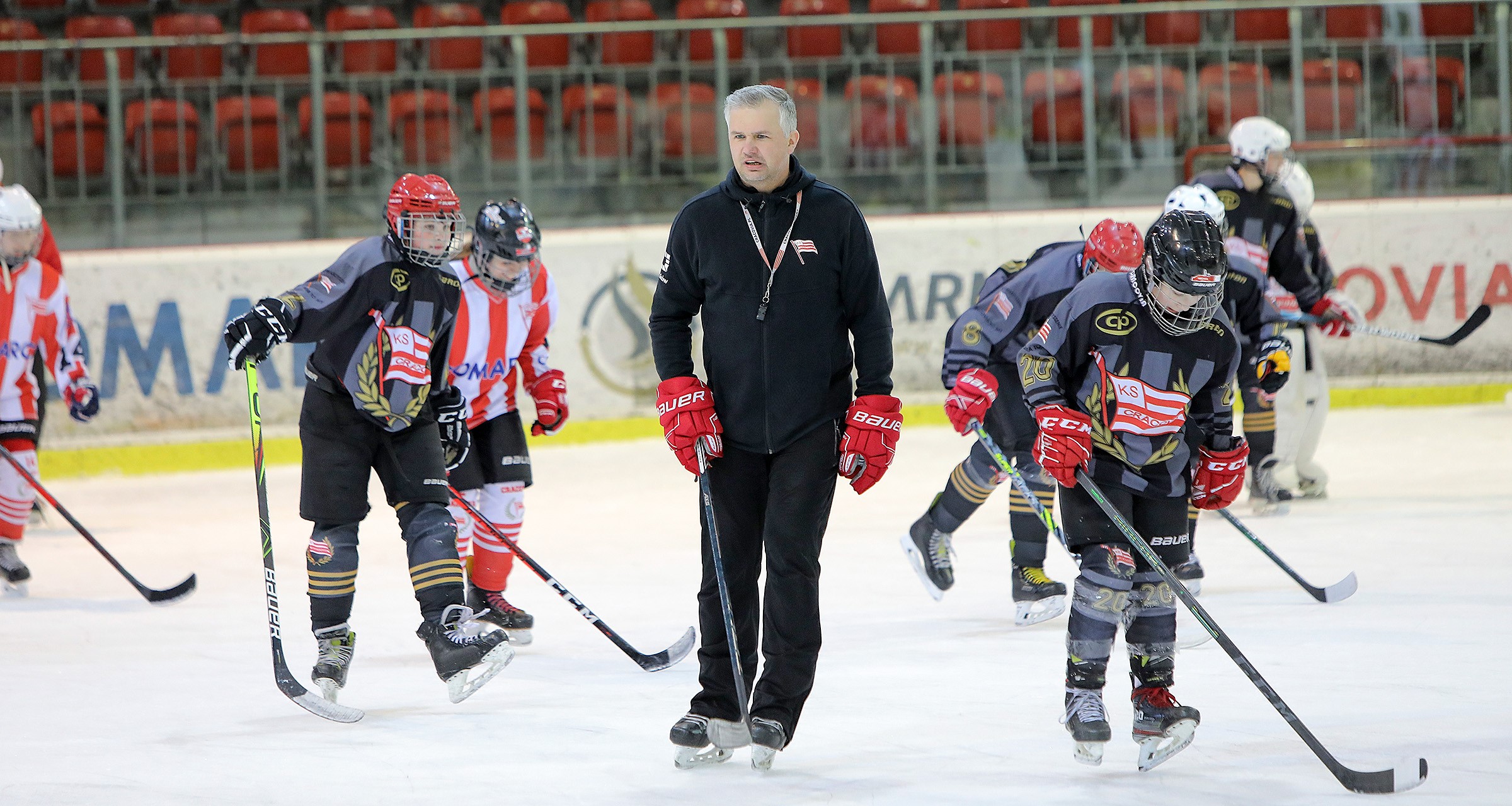Piotr Ślusarek przedłużył umowę z Akademią Hokejową Cracovia CANPACK