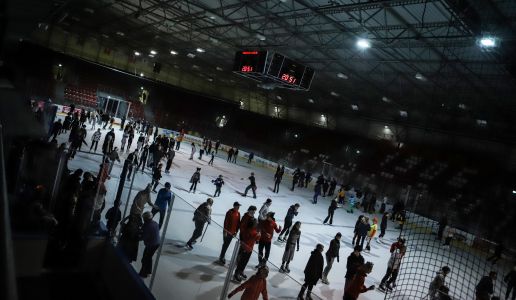 Rusza sprzedaż biletów online na ślizgawki na lodowisku Cracovii